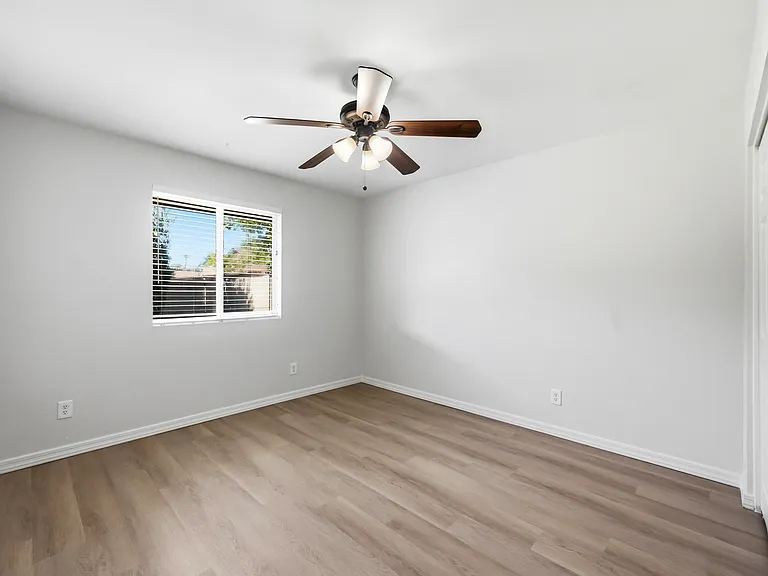 6232 W Sierra St — Photo 28