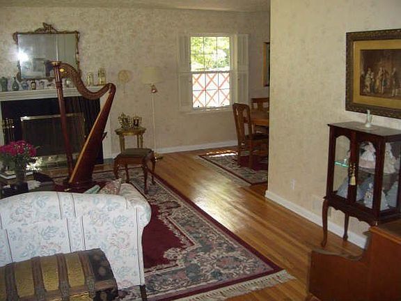 Beautiful hardwood floors in living room & dining room
