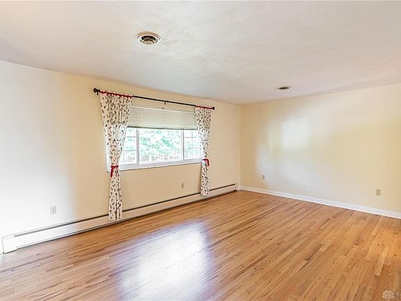 3rd image of 6424 Caruso Ct