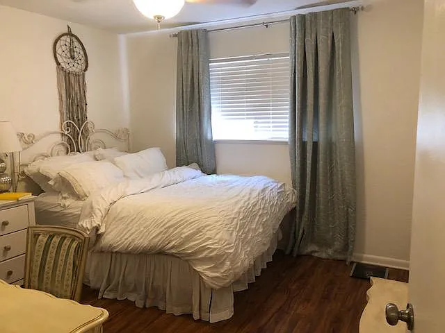 4312 Duval St — Photo 8