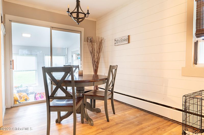3rd image of 57 Bailey Avenue