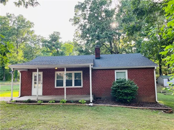 3604 Rocklane Dr, Archdale, NC 27263