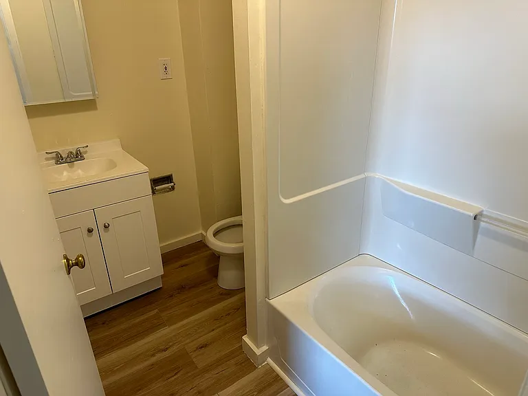 13 Browns Ct — Photo 7