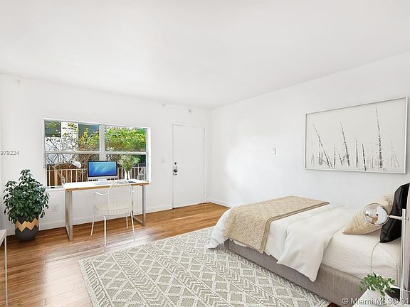 4th image of 653 Michigan Ave APT 5