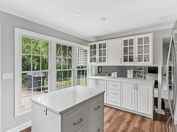 5th image of 413 Catalpa Ln