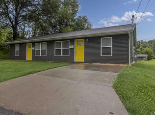 514 W Gent St #A, Marion, IL 62959