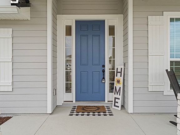 3rd image of 86645 Lazy Lake Cir