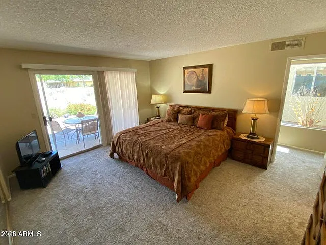 2 bed, 1383 sqft, $1,500 — Photo 2