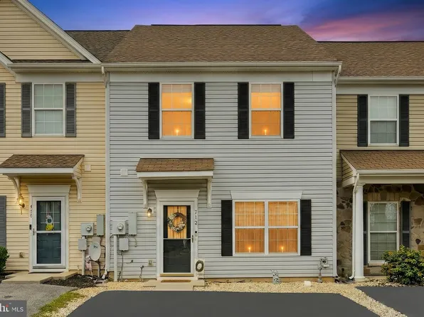 712 Spencer Dr, Hanover, PA 17331