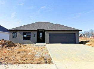 5217 Whisper Dr, Columbia, MO 65203