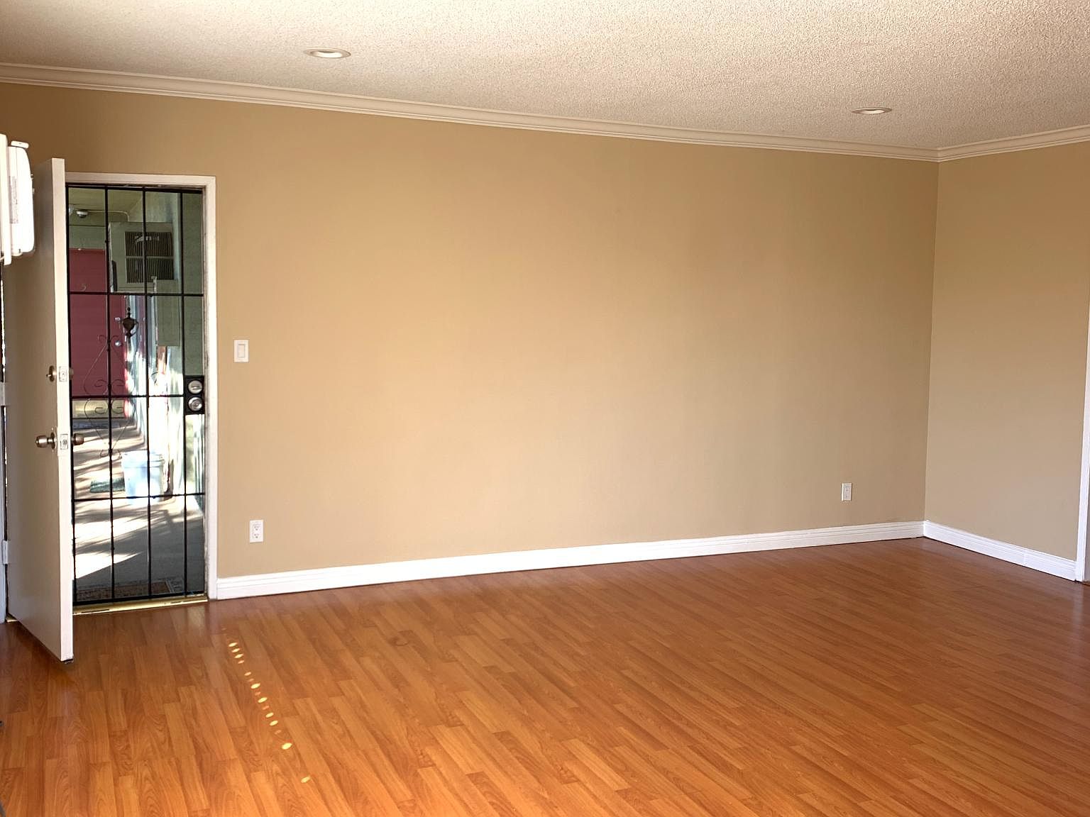 10136 Silverton Ave 2, Tujunga, CA 91042 Zillow