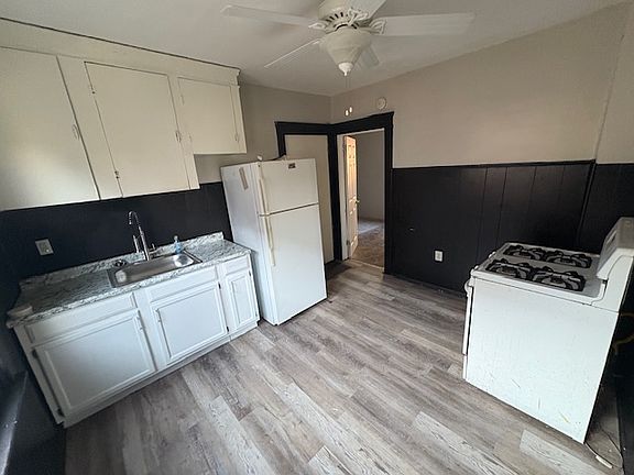 2nd image of 7610 New York Ave #2