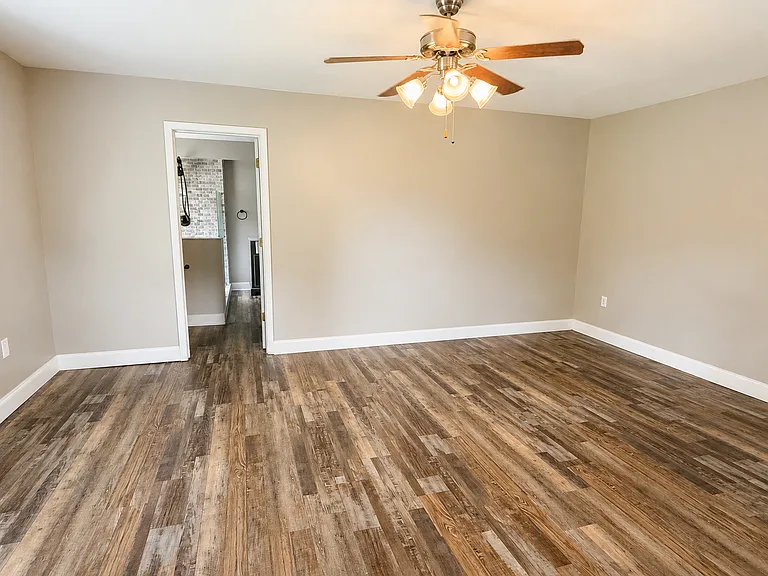 2709 Montvale Rd — Photo 21