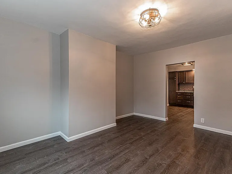 4215 Garwood Way — Photo 8