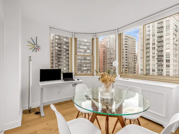 30 West 63rd Street image 2 of 7