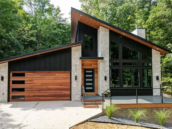 417 Grand Ridge Dr, Howard, OH 43028