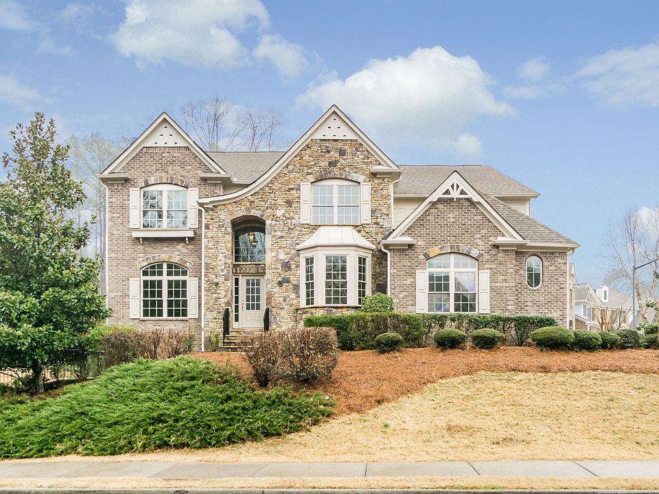 1st image of 303 Everleigh Ct