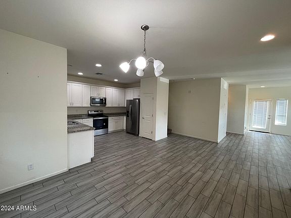 5th image of 7305 S 17TH Drive