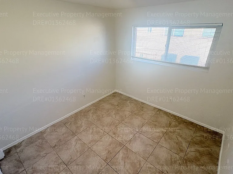 1405 Pacific St — Photo 22