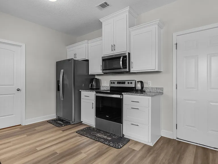 196 Marron Way — Photo 14