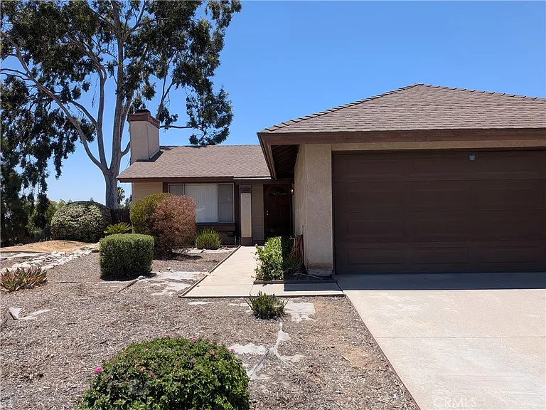 22665 Ashford Cir — Photo 1