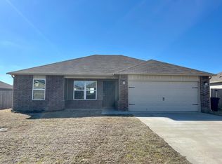 10242 E Larry St, Claremore, OK 74019