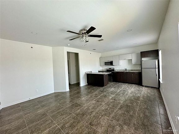 3rd image of 300 Sylvia Handy Dr #103