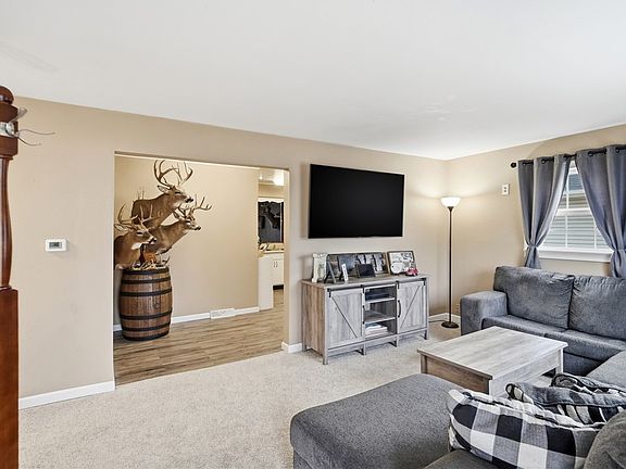 5th image of 2013 Lamberton St