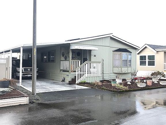 3rd image of 1120 S 25th St Trailer 32
