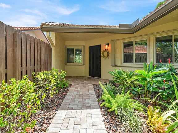 5th image of 1735 NW 21st Court