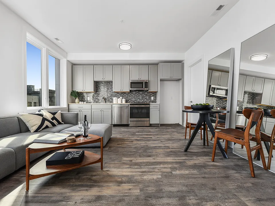 508 Central Ave #101
