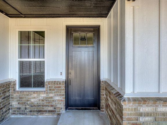 3rd image of 29192 Magnolia Dr