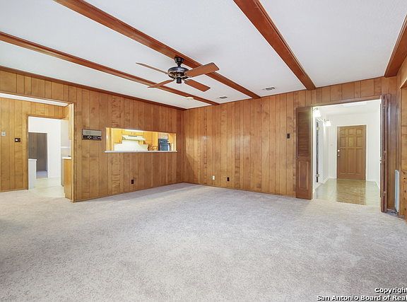 3rd image of 402 Balfour Dr