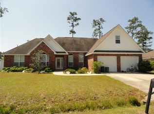 25 Village Ln, Freeport, FL 32439