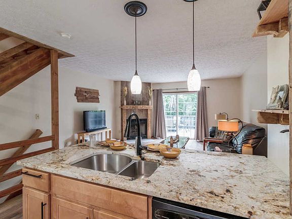 5th image of 171 Macdougall Ln #47C