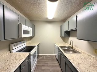 219 Fry St APT 6, Denton, TX 76201