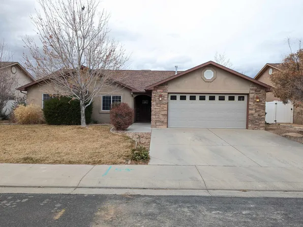 3010 Oakwood Dr, Grand Junction, CO 81504