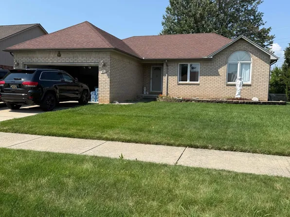 47177 Pamela Dr, Macomb, MI 48044