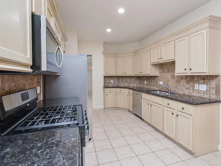 16407 N Eldridge Pkwy #C — Photo 16