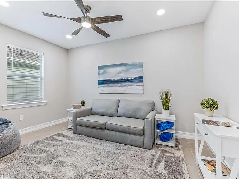 43645 Sparrow Dr — Photo 15