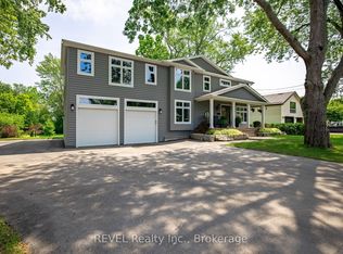 74 Montgomery Rd, Welland, ON L3C2Y3