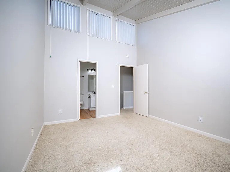 Breakwater 2 Bed Breakwater 2 Bed
