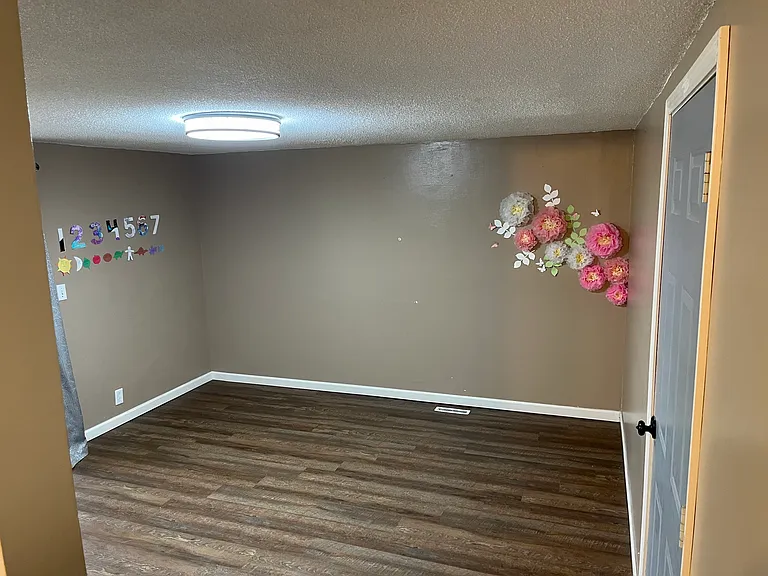 609 Edgewood Dr — Photo 20