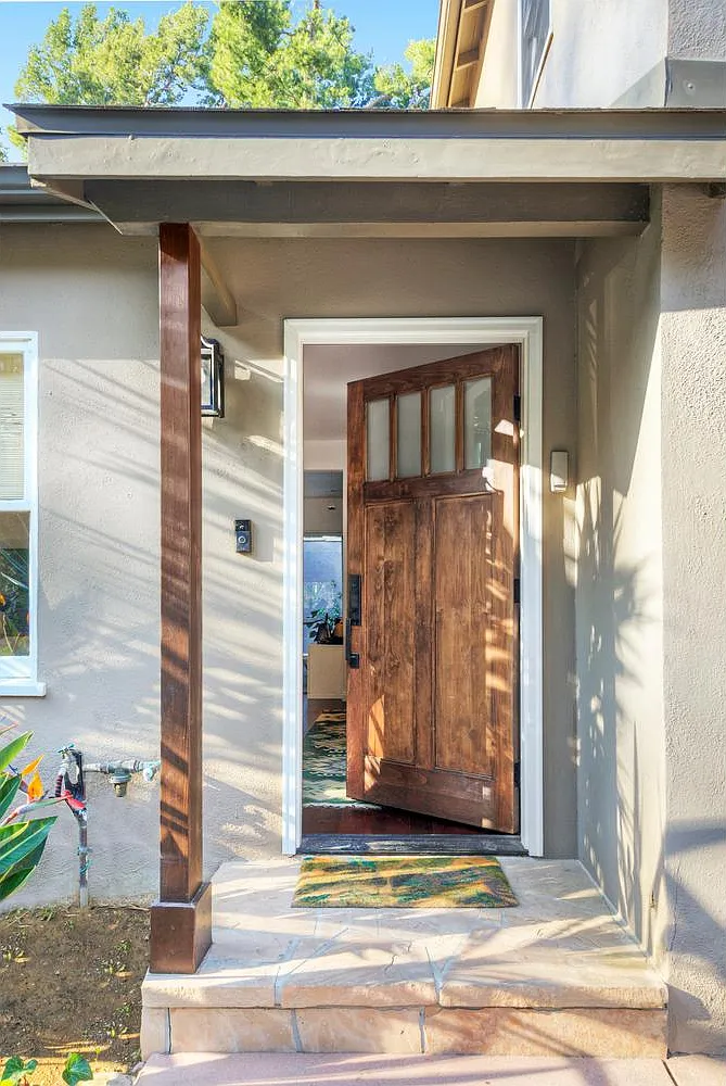 3831 Broadlawn Dr — Photo 4