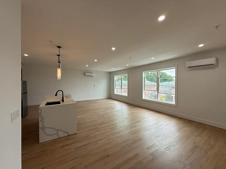 558 Rahway Ave #1 — Photo 7