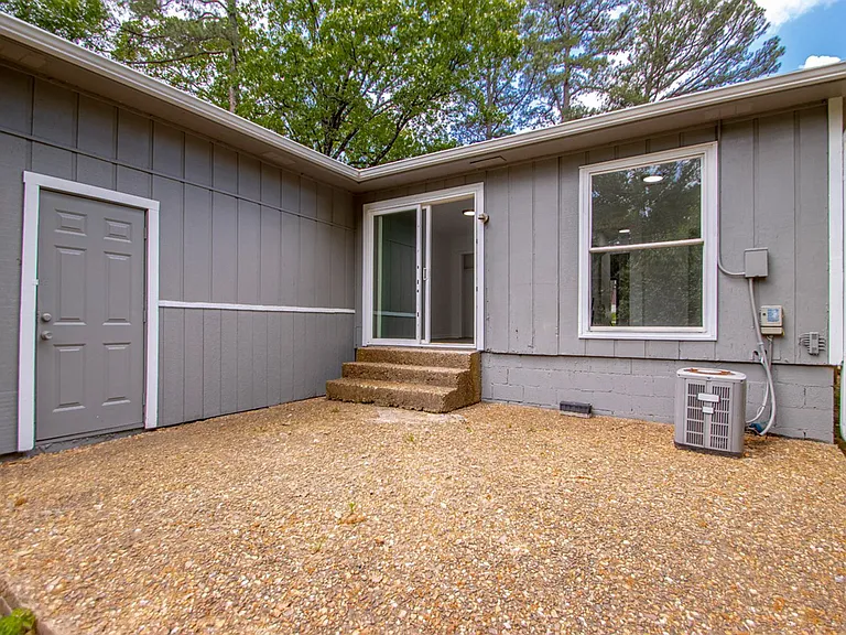 615 Mimi Ln — Photo 21
