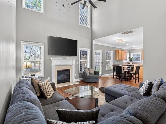 2nd image of 1032 Landon Dr