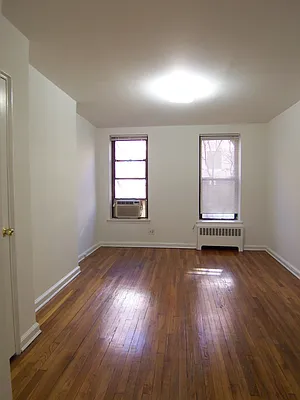 Rented by Oxford Property Group | media 4