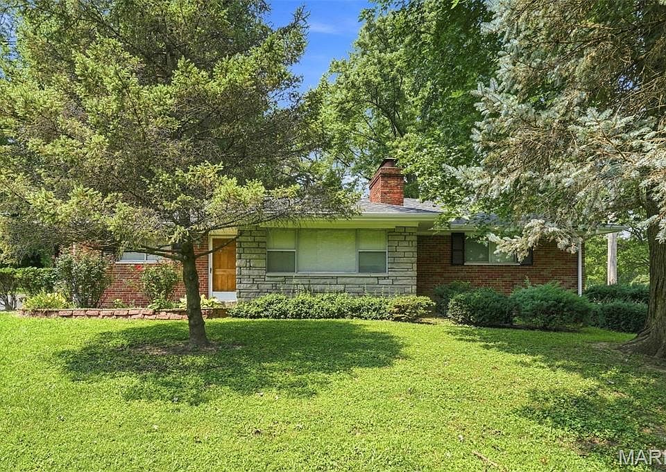 1st image of 1329 Coburg Lands Dr