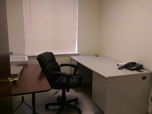 5th image of 2511 Bedford Ave
